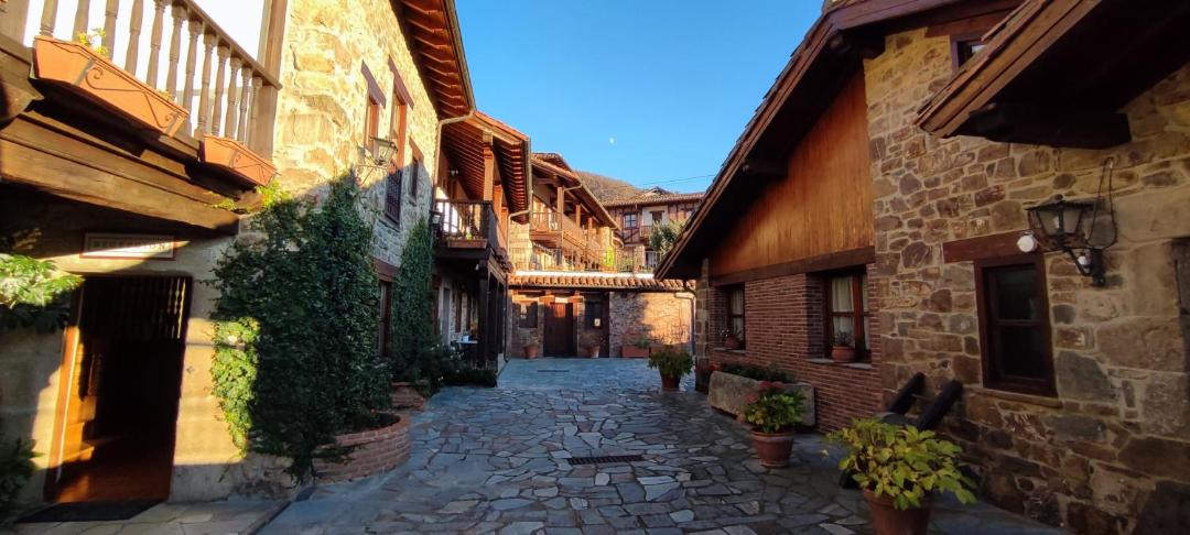 Photo of Buildings in Torices