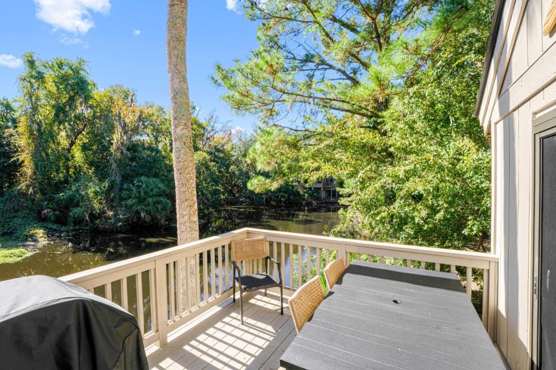 Photo of Patio Balcony in Night Heron