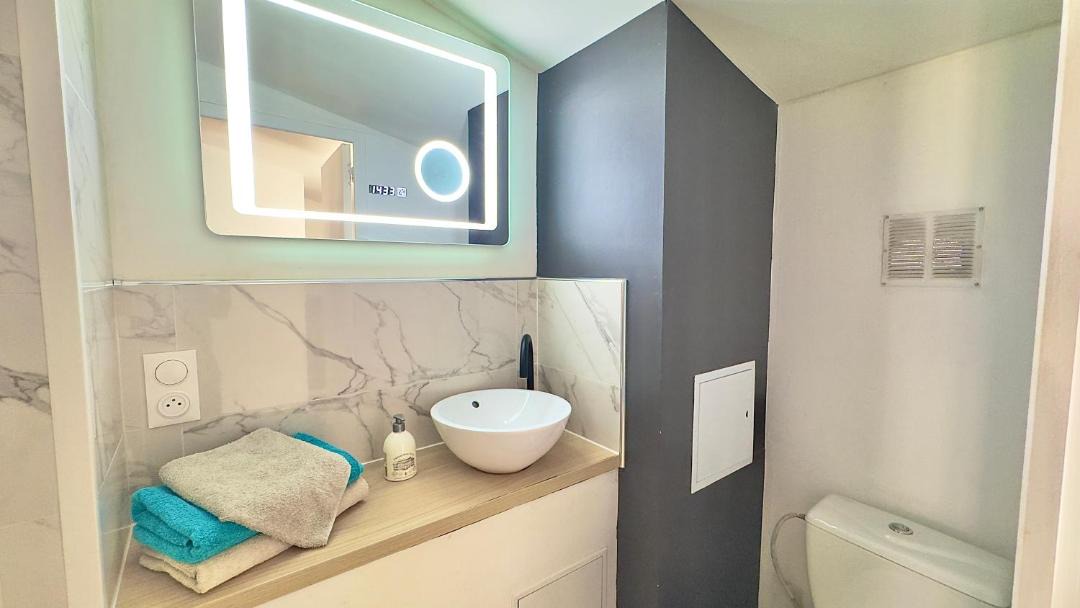 Photo of Bathroom in Douai