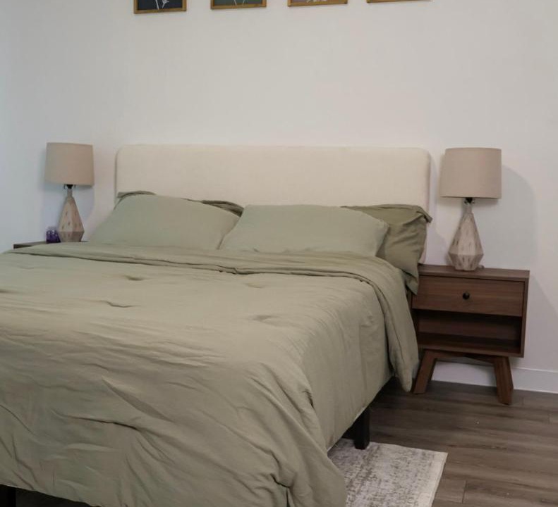 Photo of Bedroom in Hunter's Point