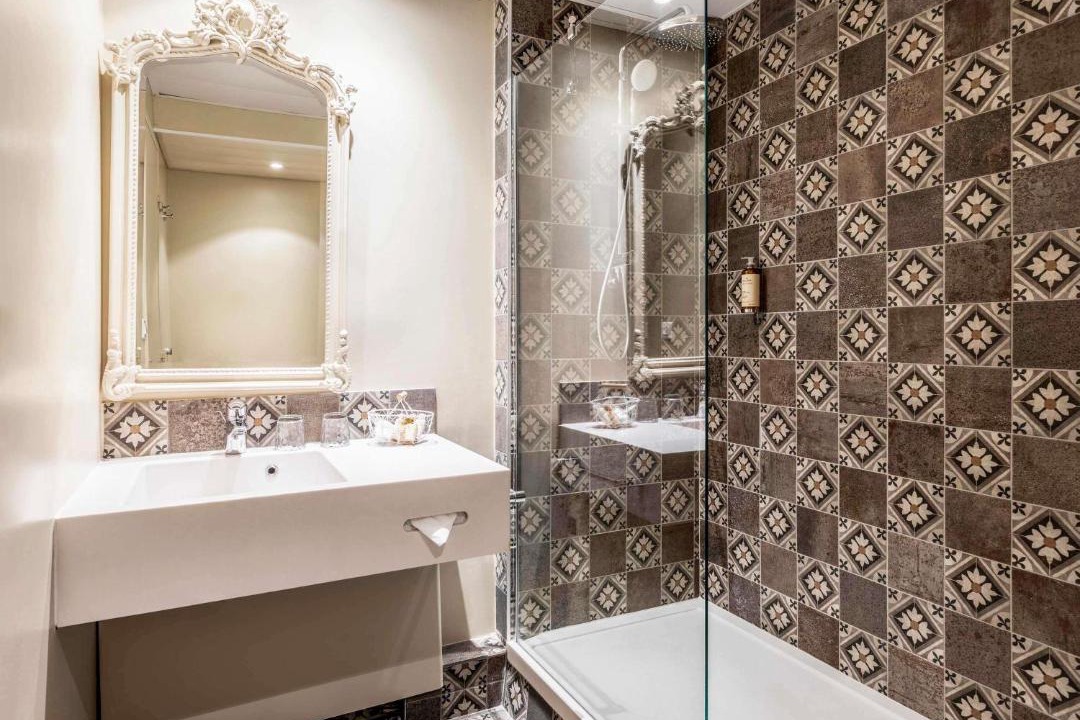 Photo of Bathroom in Le Coudray-Montceaux