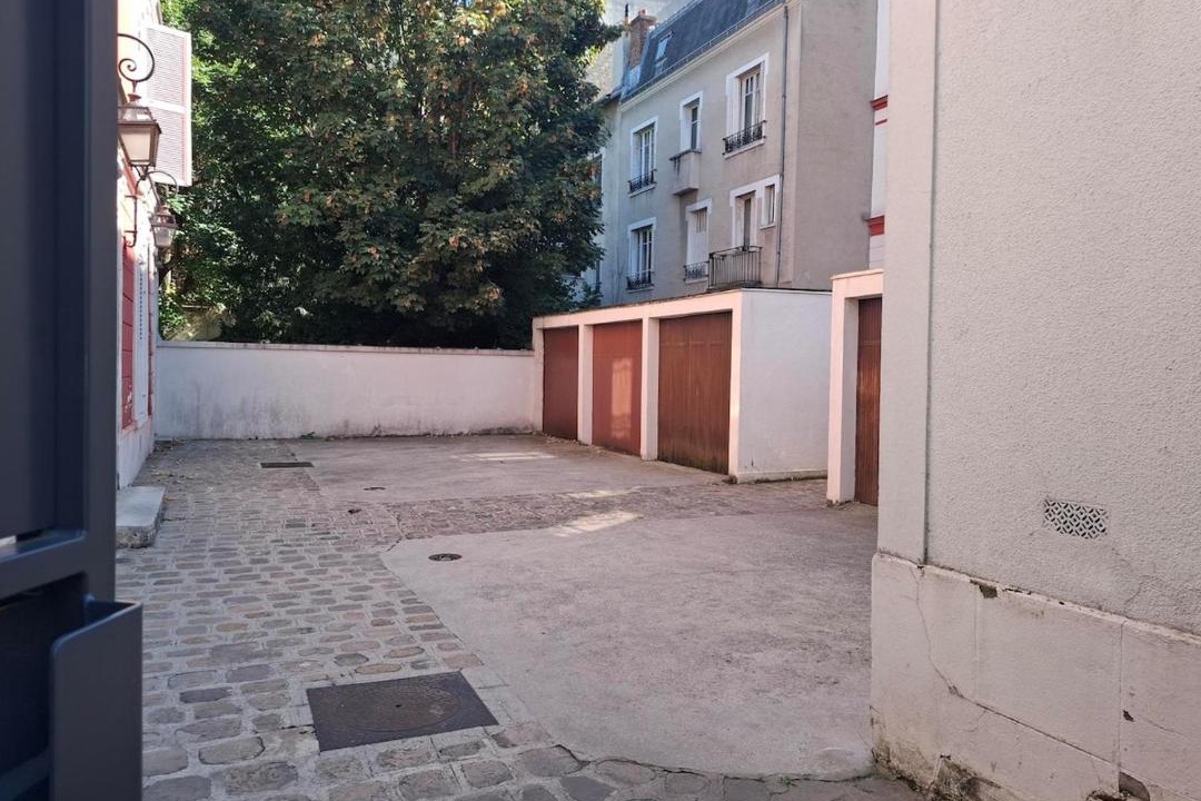 Photo of Others in Saint-Mande