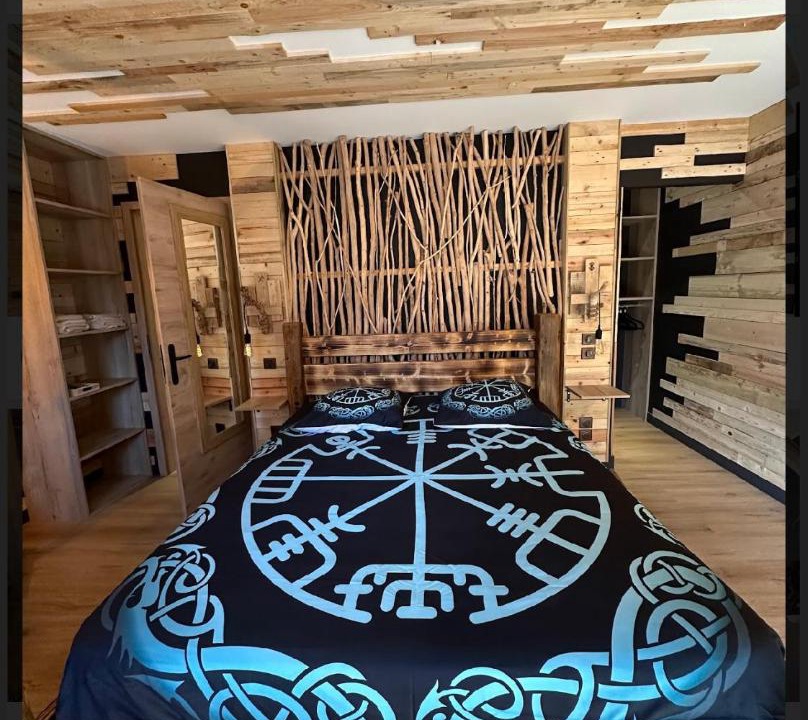 Photo of Bedroom in Forges-les-Eaux