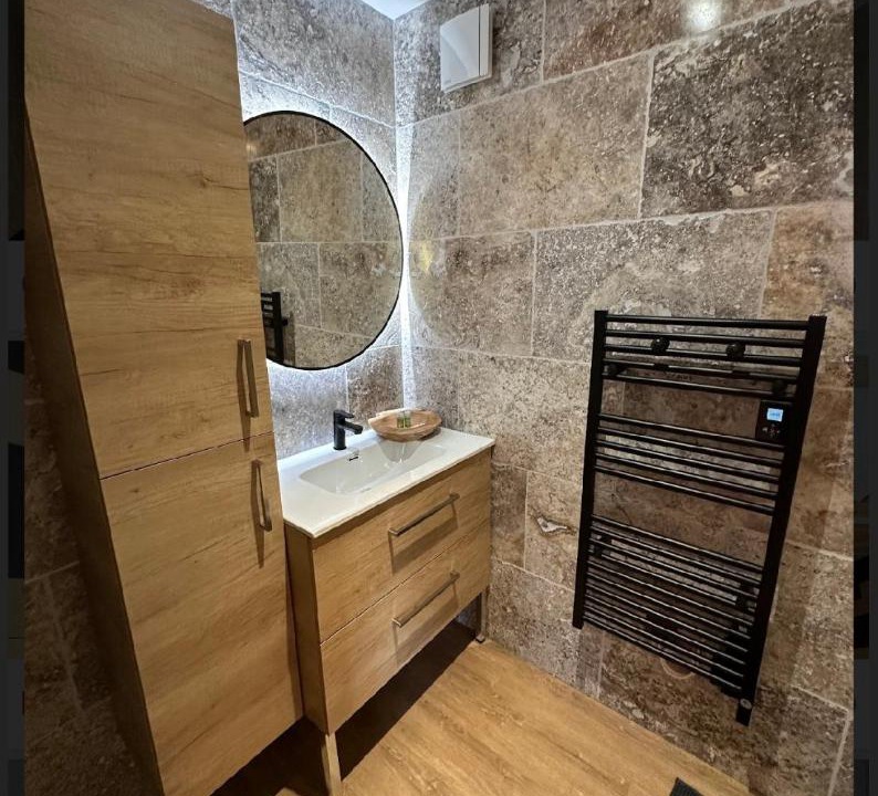 Photo of Bathroom in Forges-les-Eaux