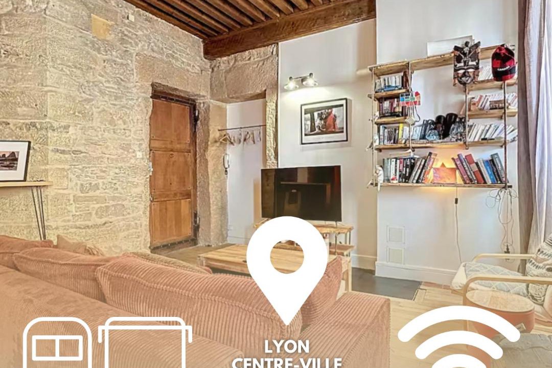 Photo of Livingroom in 1st Arrondissement