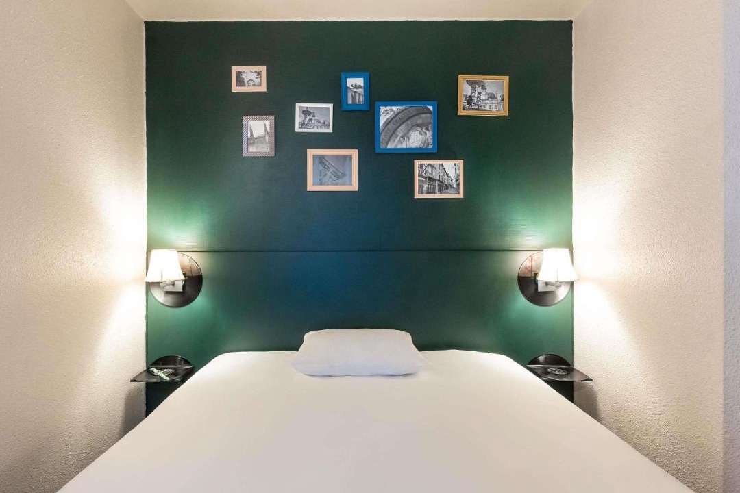 Photo of Bedroom in Limoges