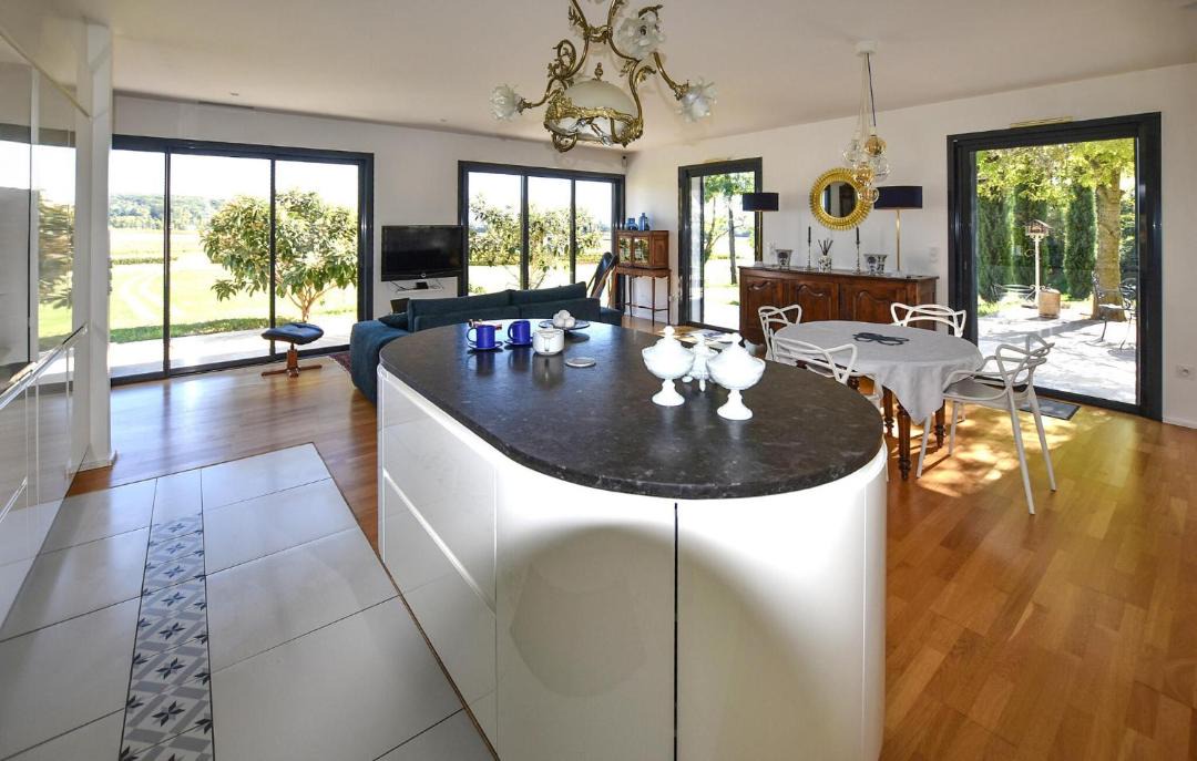 Photo of Others in Allex