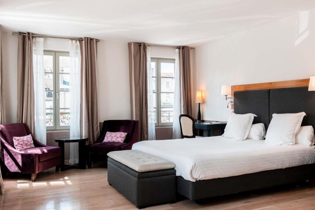 Photo of Others in Maintenon