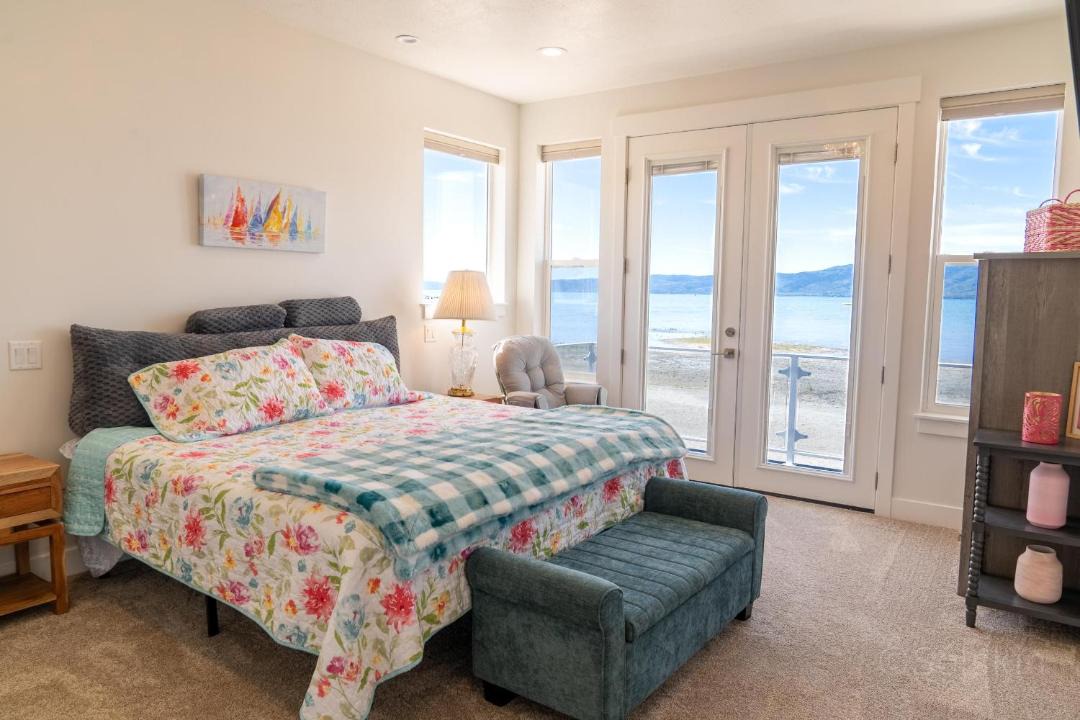 Photo of Others in Louvale