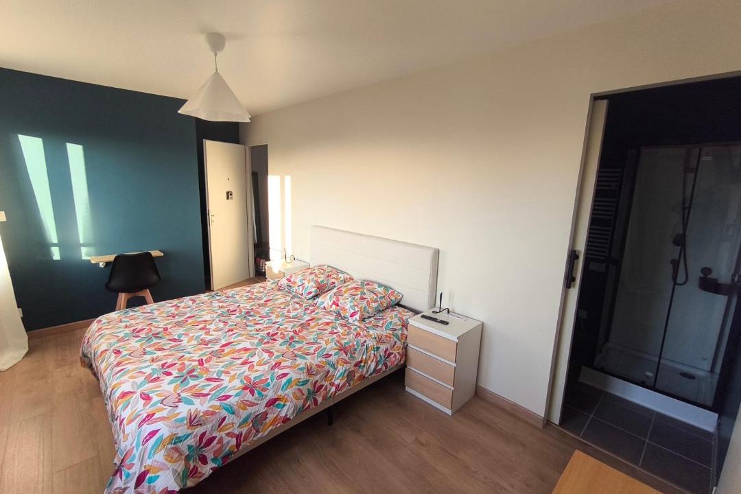 Photo of Bedroom in Argenteuil