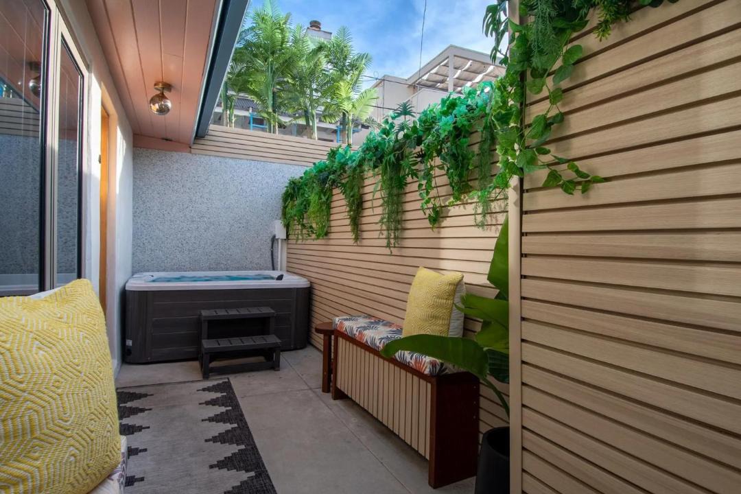 Photo of Patio Balcony in Mission Beach