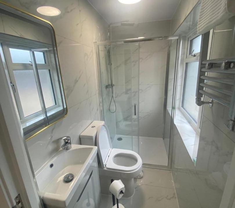 Photo of Bathroom in Colnbrook