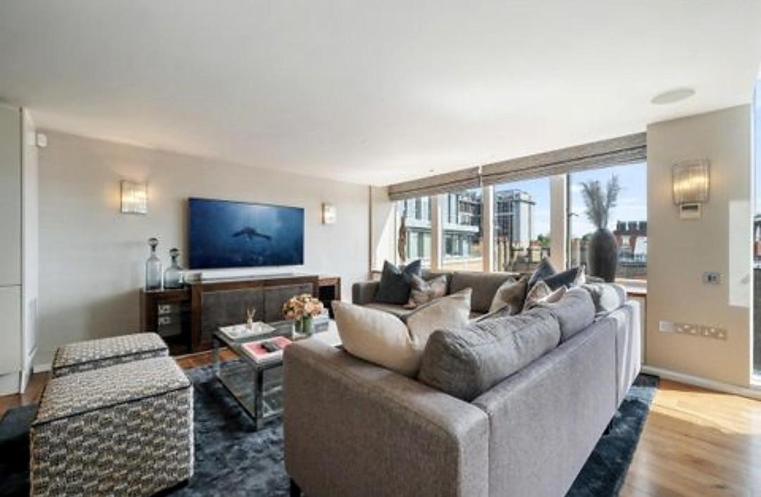 Photo of Others in Hammersmith Broadway