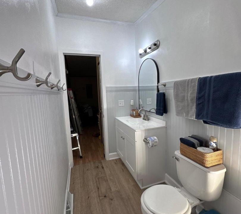 Photo of Bathroom in Meador