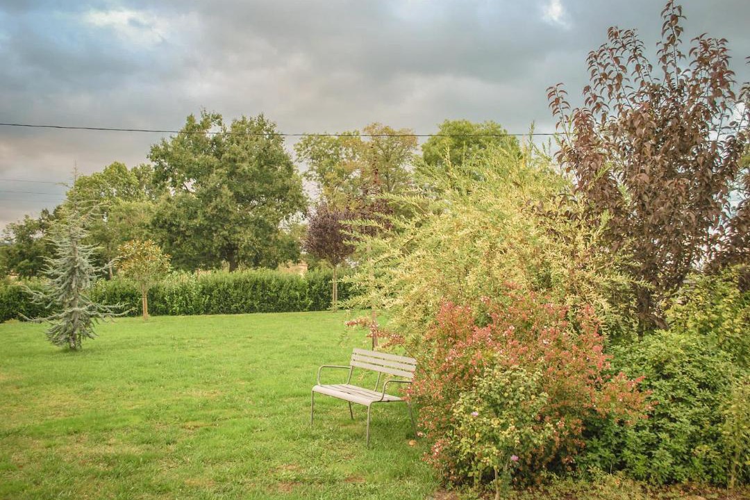 Photo of Others in Renaison