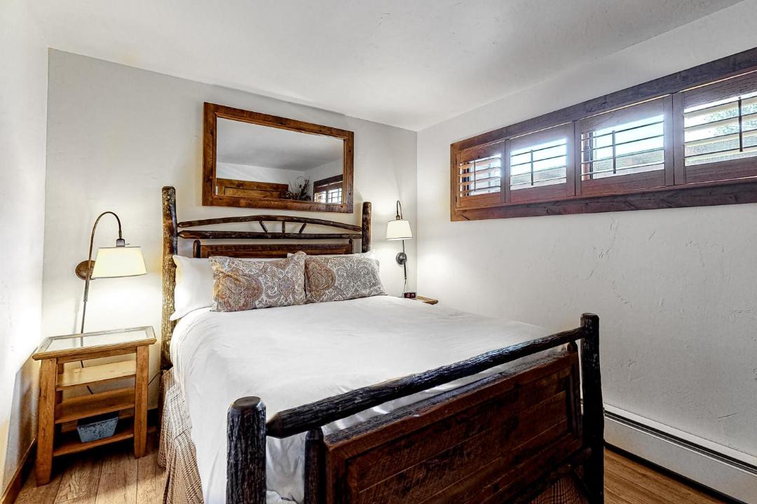Photo of Bedroom in Moose Wilson Road