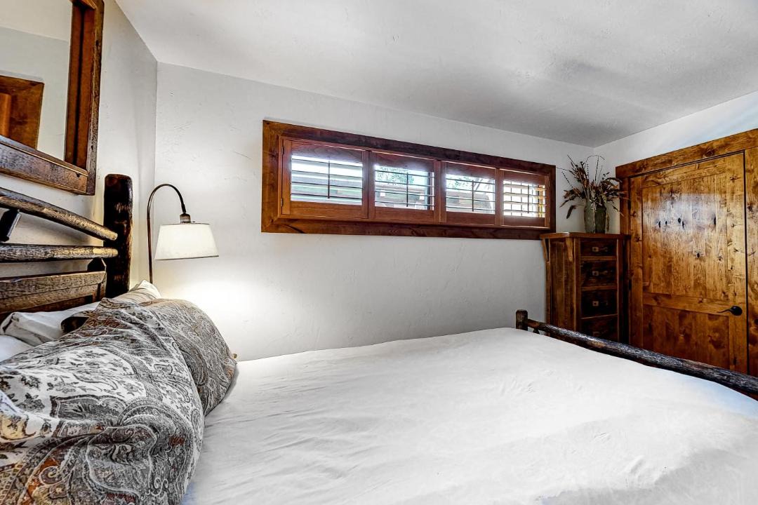 Photo of Bedroom in Moose Wilson Road