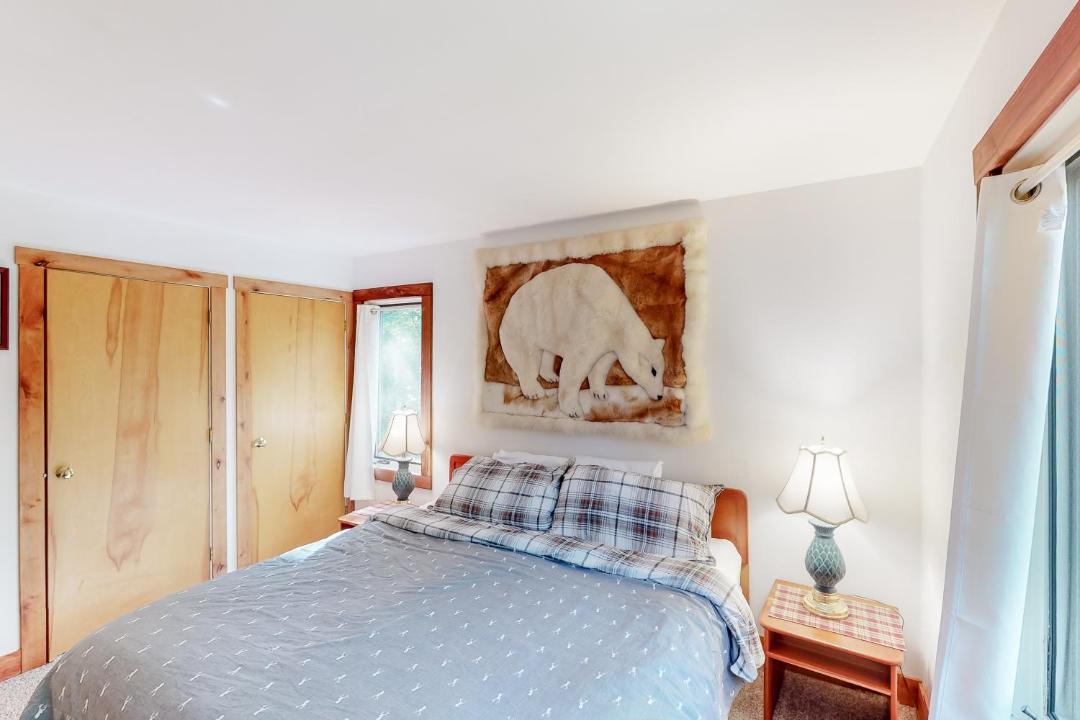 Photo of Bedroom in Warren