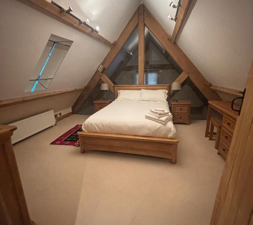 Photo of Others in Mathern