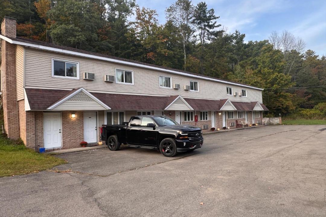 Photo of Others in Alfred Station