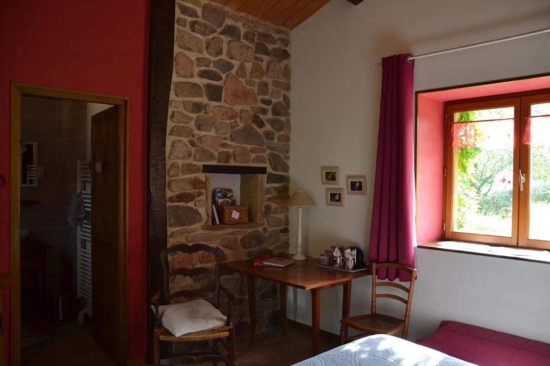 Photo of Others in Bourgvilain