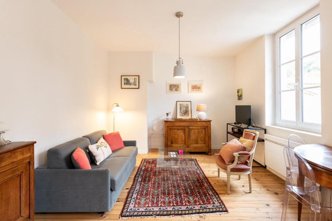 Photo of Livingroom in 1st Arrondissement