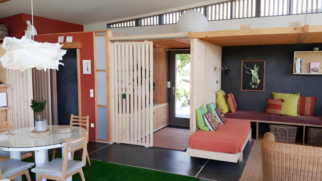 Photo of Others in Gan