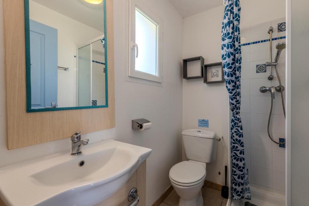 Photo of Bathroom in Saint-Nic