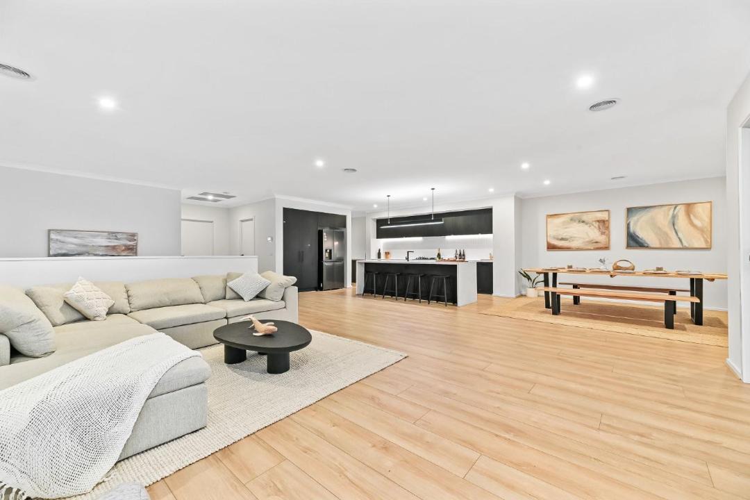 Photo of Others in Rhyll