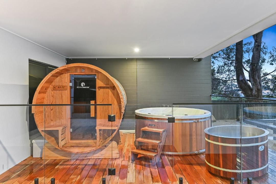 Photo of Others in Rhyll