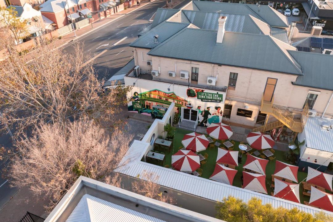 Photo of Others in Mile End