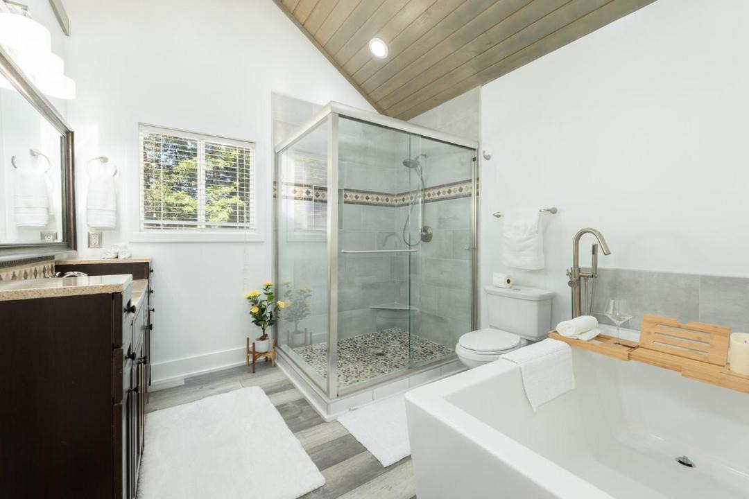 Photo of Bathroom in North Charleston