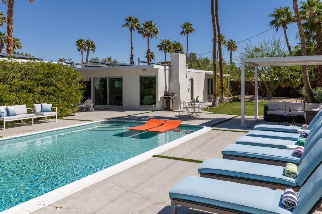 Photo of Others in Racquet Club Estates