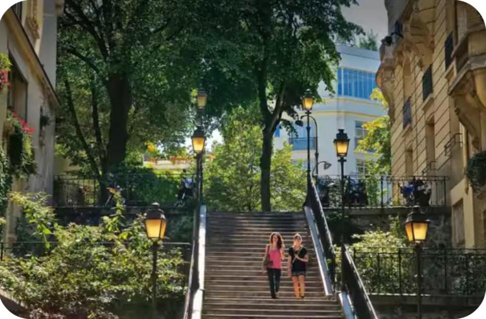Photo of Others in Montmartre