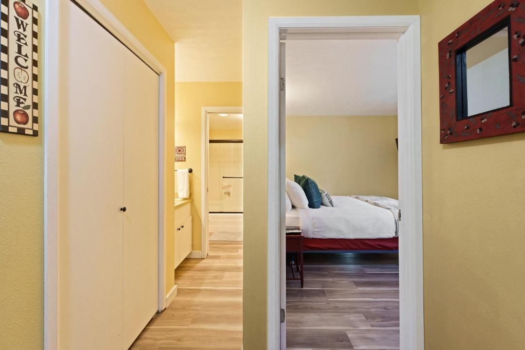Photo of Bedroom in Century West