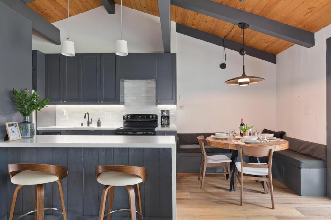 Photo of Kitchen in Mammoth Lakes