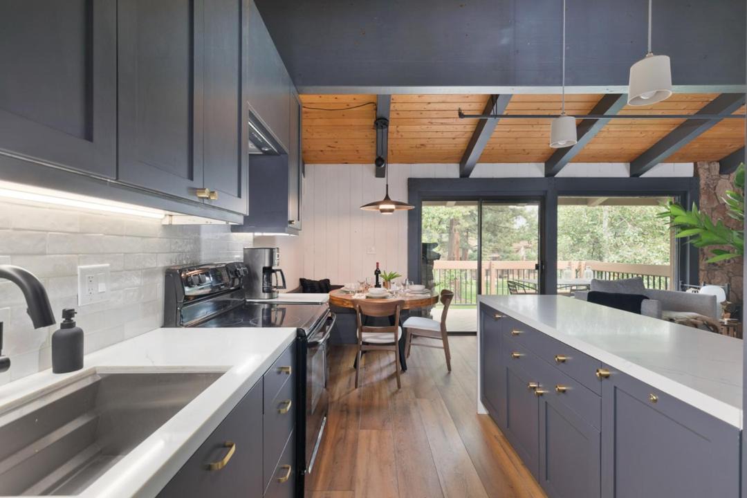 Photo of Kitchen in Mammoth Lakes