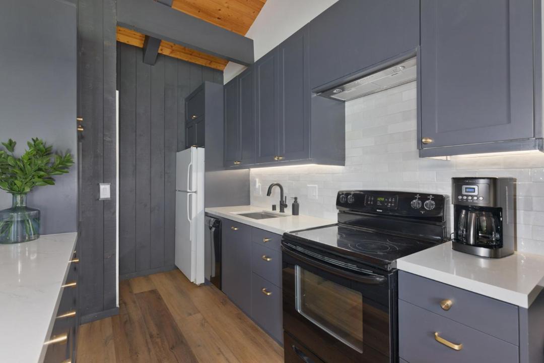 Photo of Kitchen in Mammoth Lakes