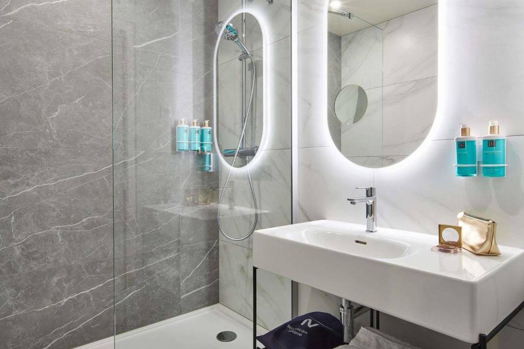 Photo of Bathroom in Le Kremlin-Bicetre