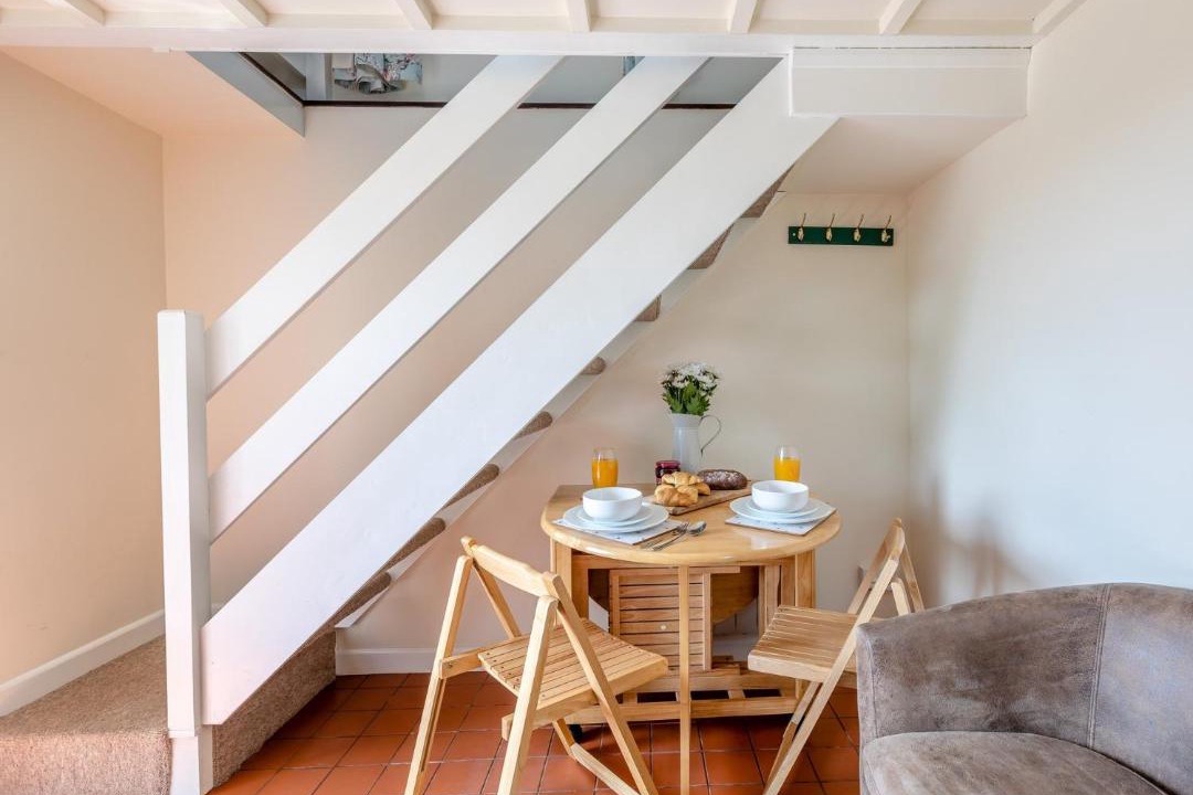 Photo of Others in Black Torrington