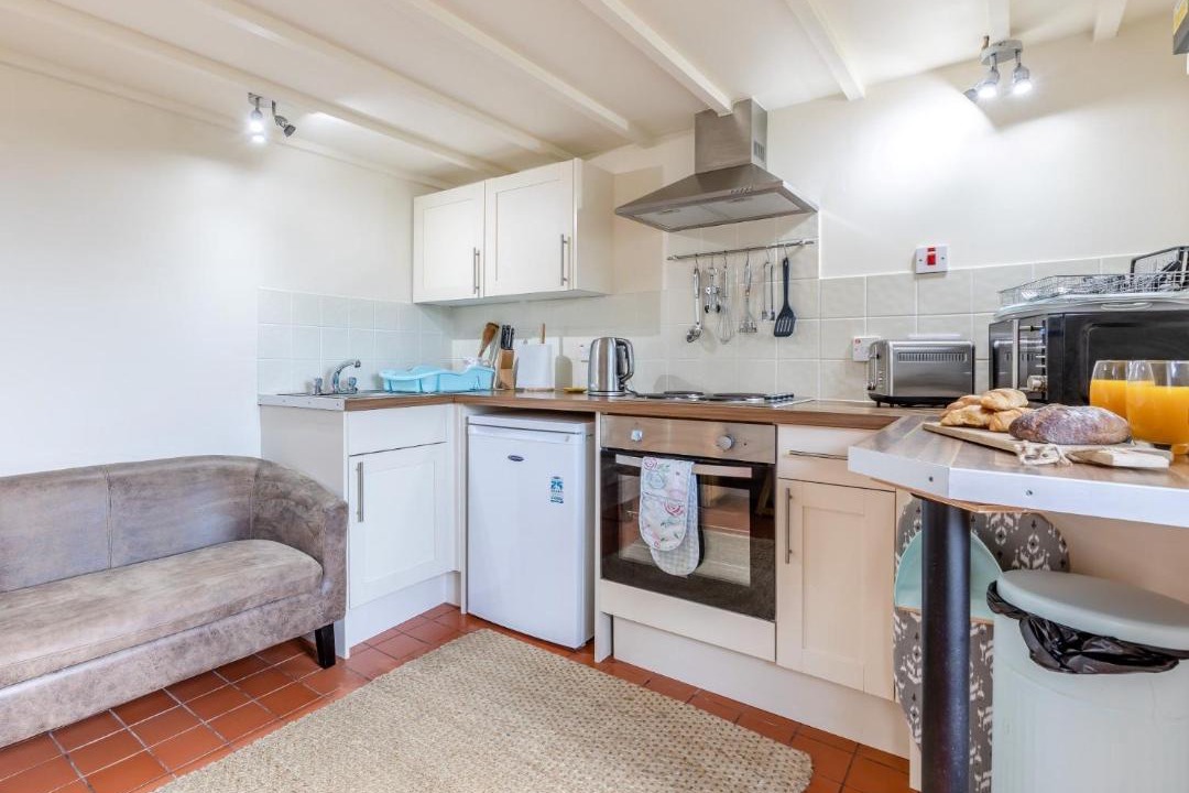 Photo of Others in Black Torrington