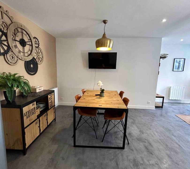 Photo of Others in Orsay