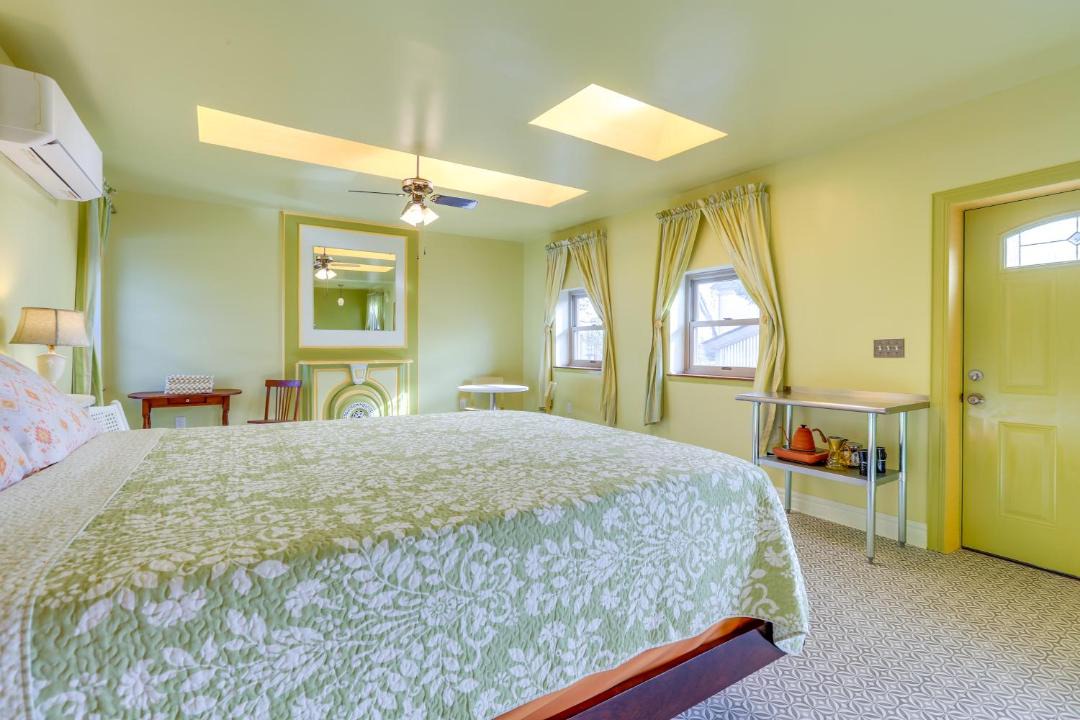 Photo of Bedroom in Smoketown Jackson