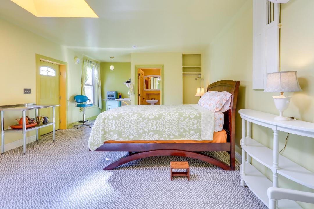 Photo of Bedroom in Smoketown Jackson