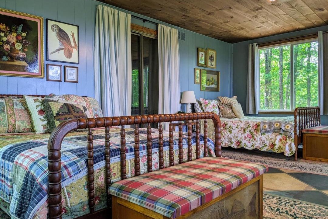 Photo of Bedroom in Tecumseh