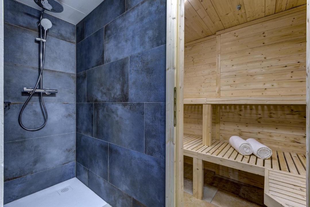 Photo of Bathroom in La Tzoumaz