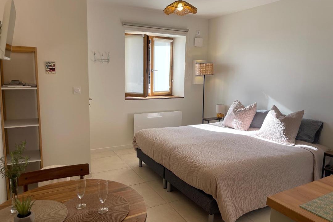 Photo of Bedroom in Angliers