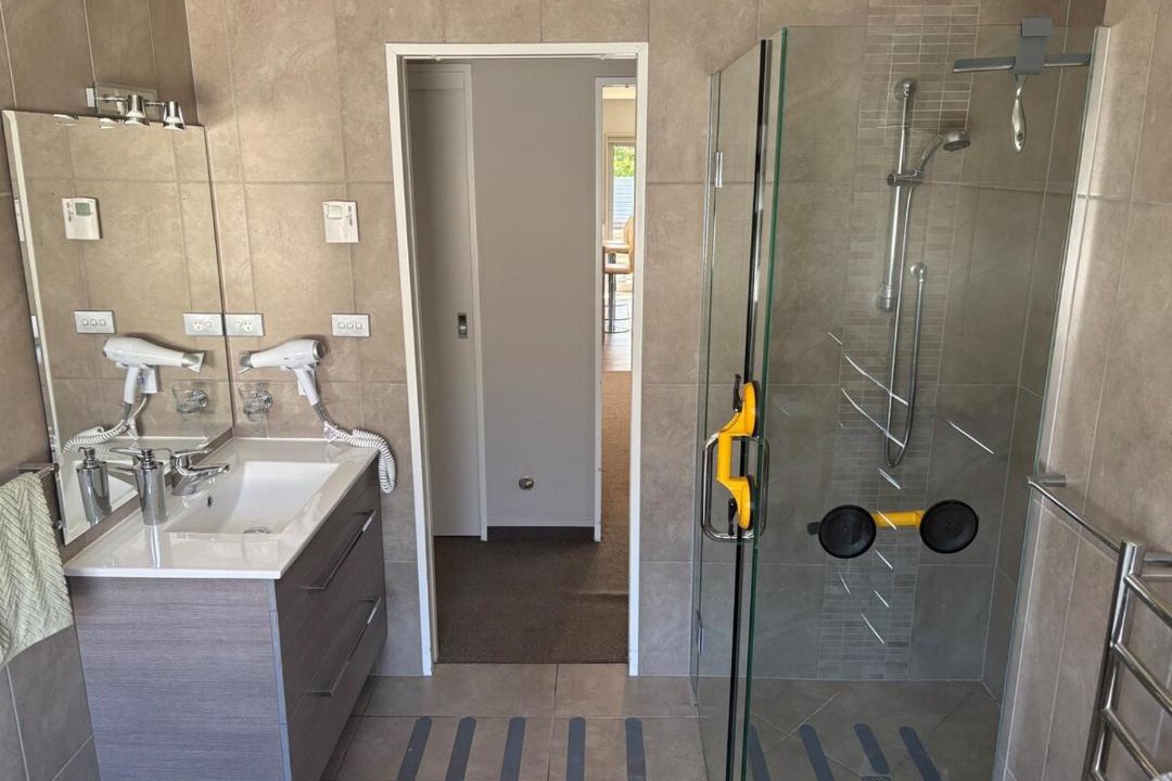 Photo of Bathroom in Taradale