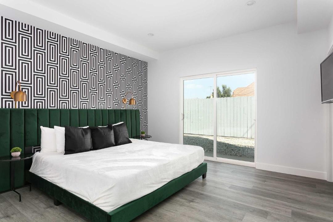 Photo of Bedroom in Mid City