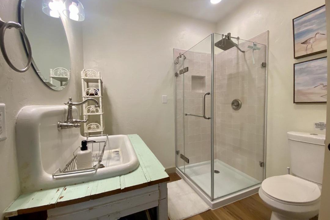 Photo of Bathroom in Yankeetown